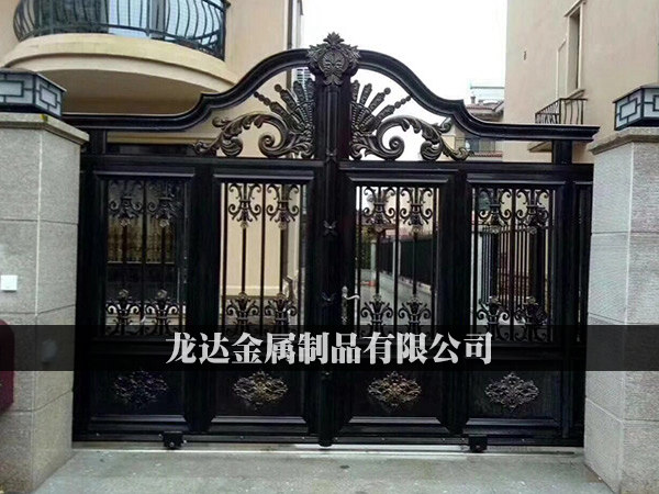 鋁藝護(hù)欄應(yīng)用